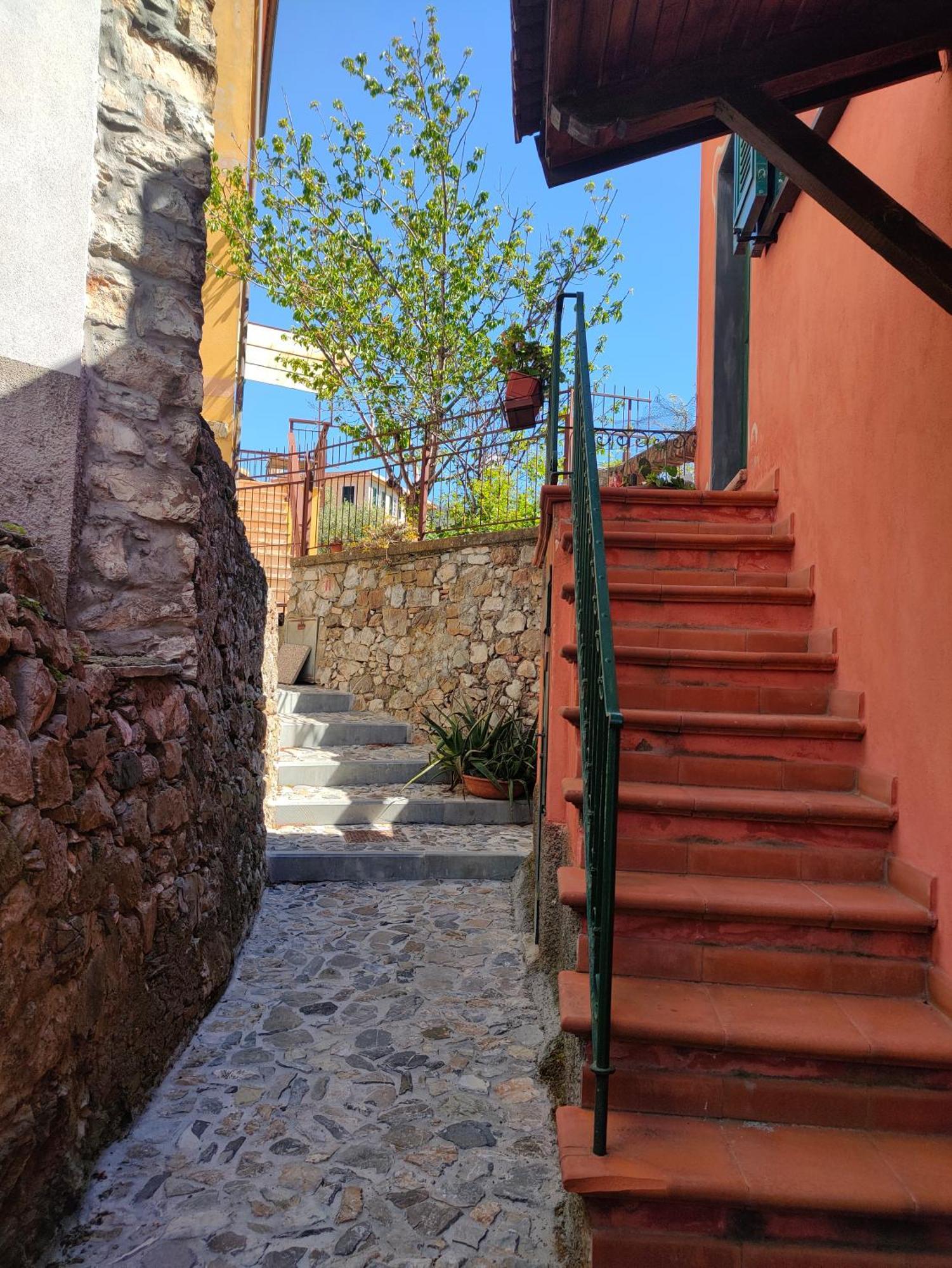 Camera Tra Le Cinque Terre, Camogli E Portofino. Vista Valle E Scorcio Mare All'Orizzonte Castiglione Chiavarese Εξωτερικό φωτογραφία